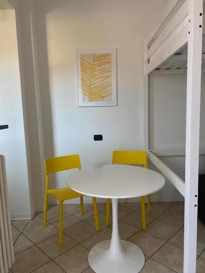 Milan Cozy Apartment Gambara - Sansiro Milão Exterior foto